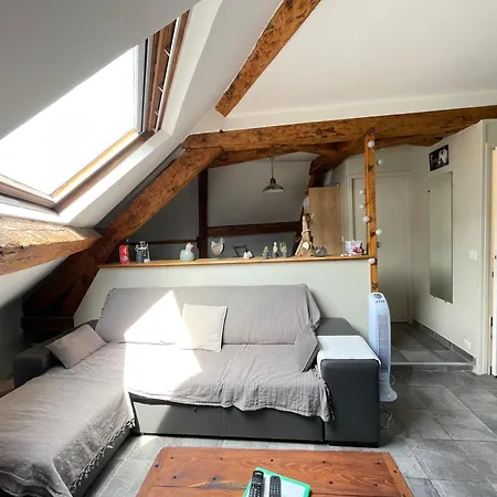 Les Combles De L Aure Grand Cosy Confortable Classe 3 Etoiles Centre 2 Mn A Pied Cathedrale Proche Plages Du Debarquement Μπαγιέ