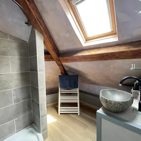 Les Combles De L Aure Grand Cosy Confortable Classe 3 Etoiles Centre 2 Mn A Pied Cathedrale Proche Plages Du Debarquement Διαμέρισμα