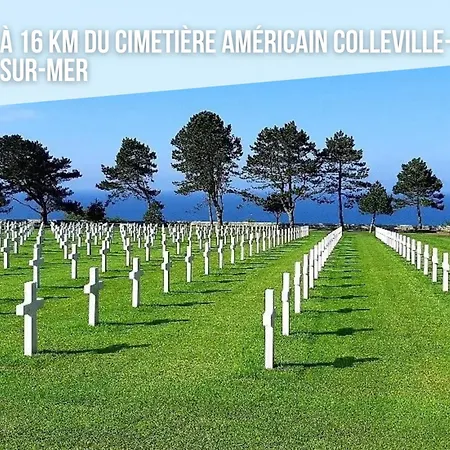 Les Combles De L Aure Grand Cosy Confortable Classe 3 Etoiles Centre 2 Mn A Pied Cathedrale Proche Plages Du Debarquement