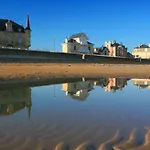 Les Combles De L Aure Grand Cosy Confortable Classe 3 Etoiles Centre 2 Mn A Pied Cathedrale Proche Plages Du Debarquement *