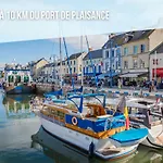 Les Combles De L Aure Grand Cosy Confortable Classe 3 Etoiles Centre 2 Mn A Pied Cathedrale Proche Plages Du Debarquement * Байе
