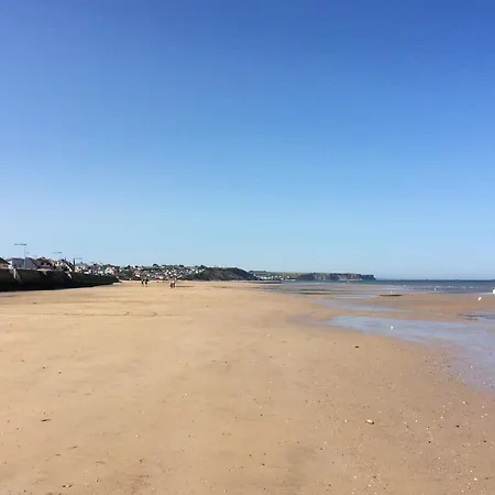 Les Combles De L Aure Grand Cosy Confortable Classe 3 Etoiles Centre 2 Mn A Pied Cathedrale Proche Plages Du Debarquement Апартаменты