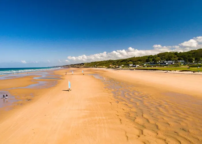 Grand Bayeux: Cozy 3-star In Historic Center Bayeux