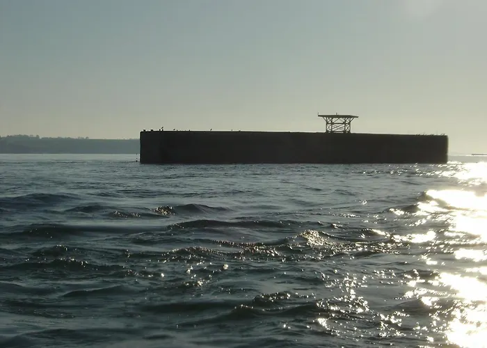 Grand Bayeux: Cozy 3-star In Historic Center Apartment Bayeux